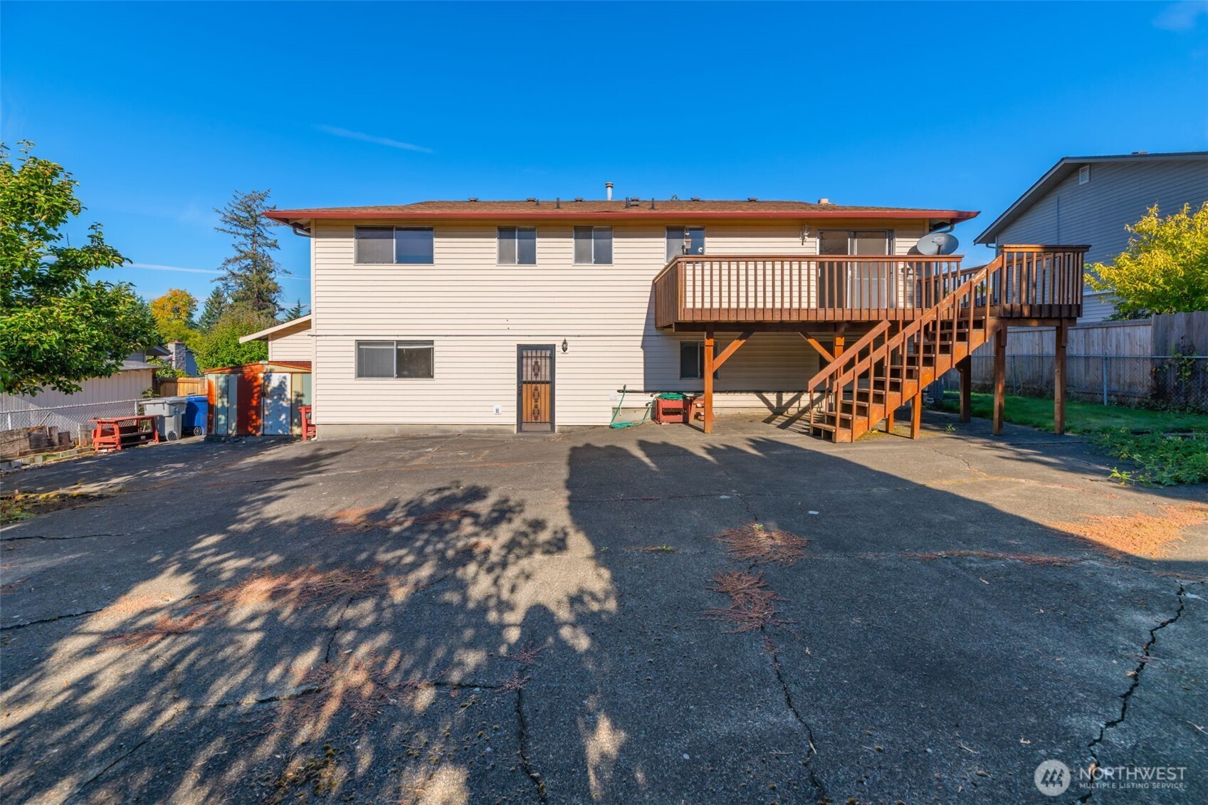 817 S 28th Court