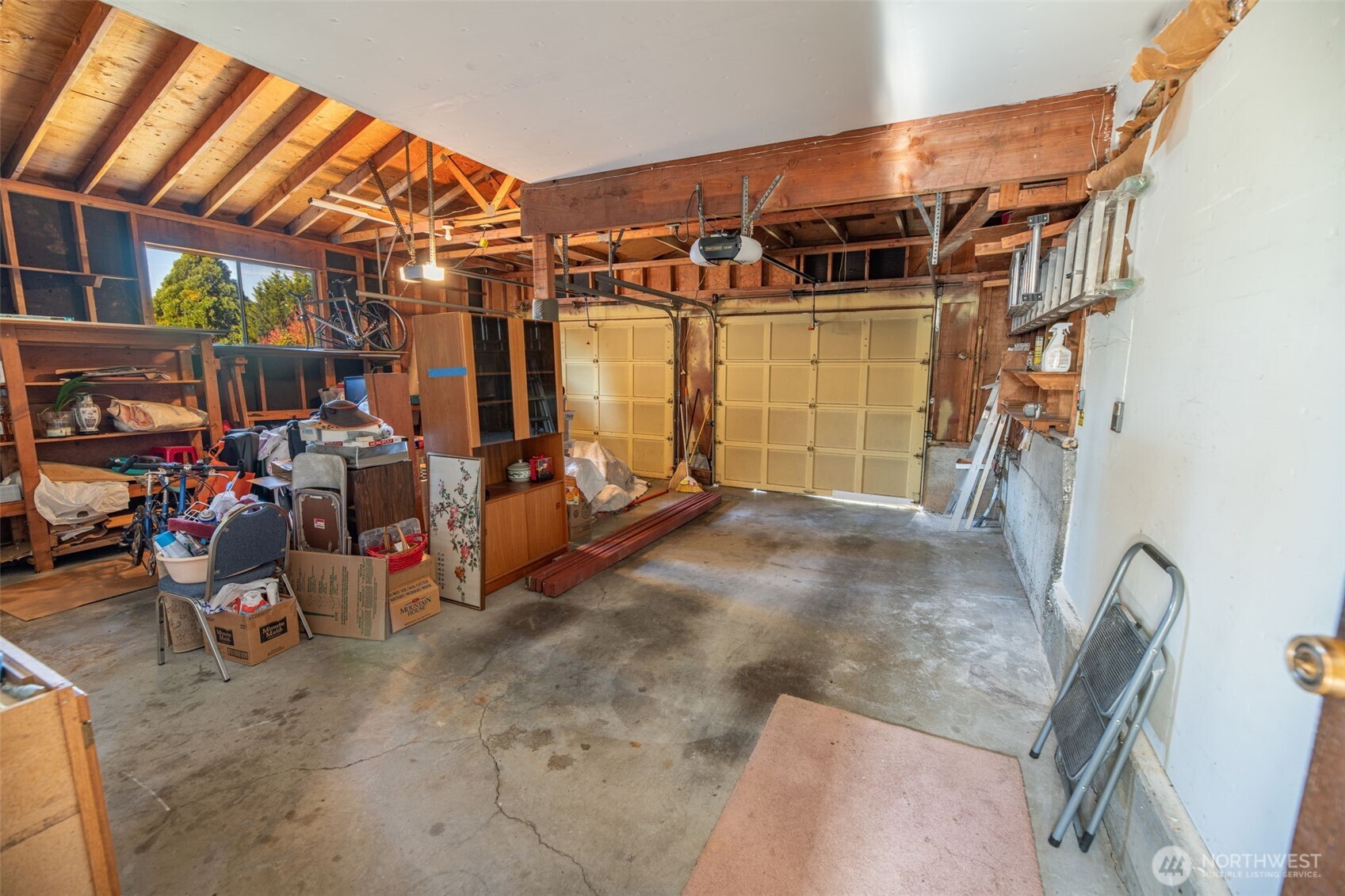 817 S 28th Court