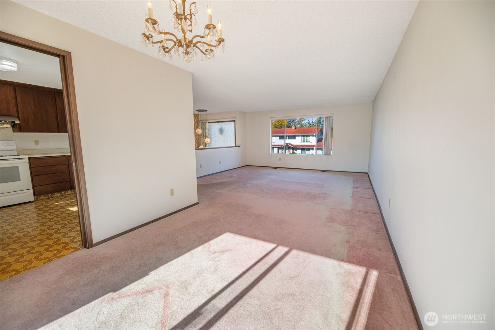 817 S 28th Court