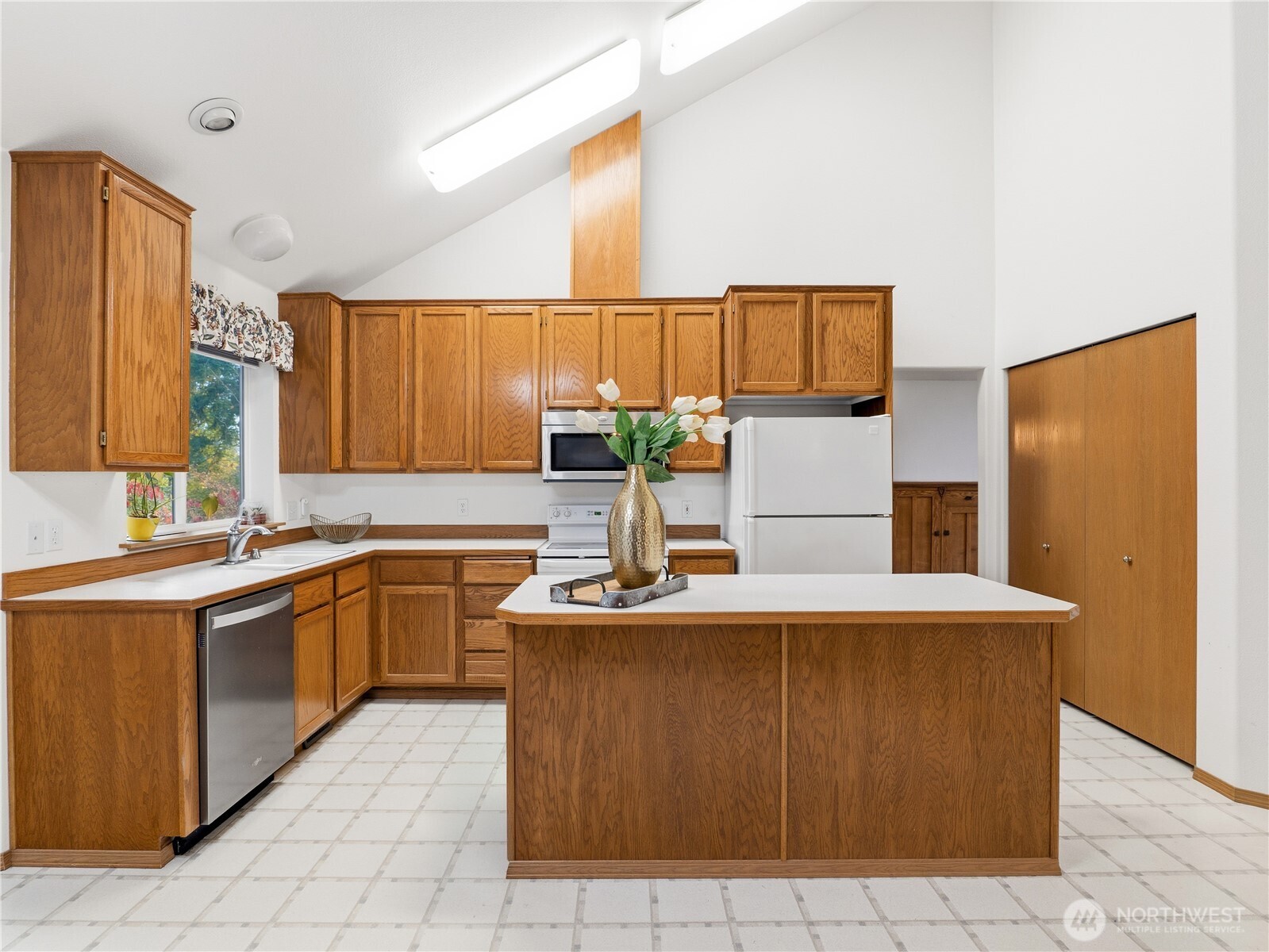 26122 St 121st Court E