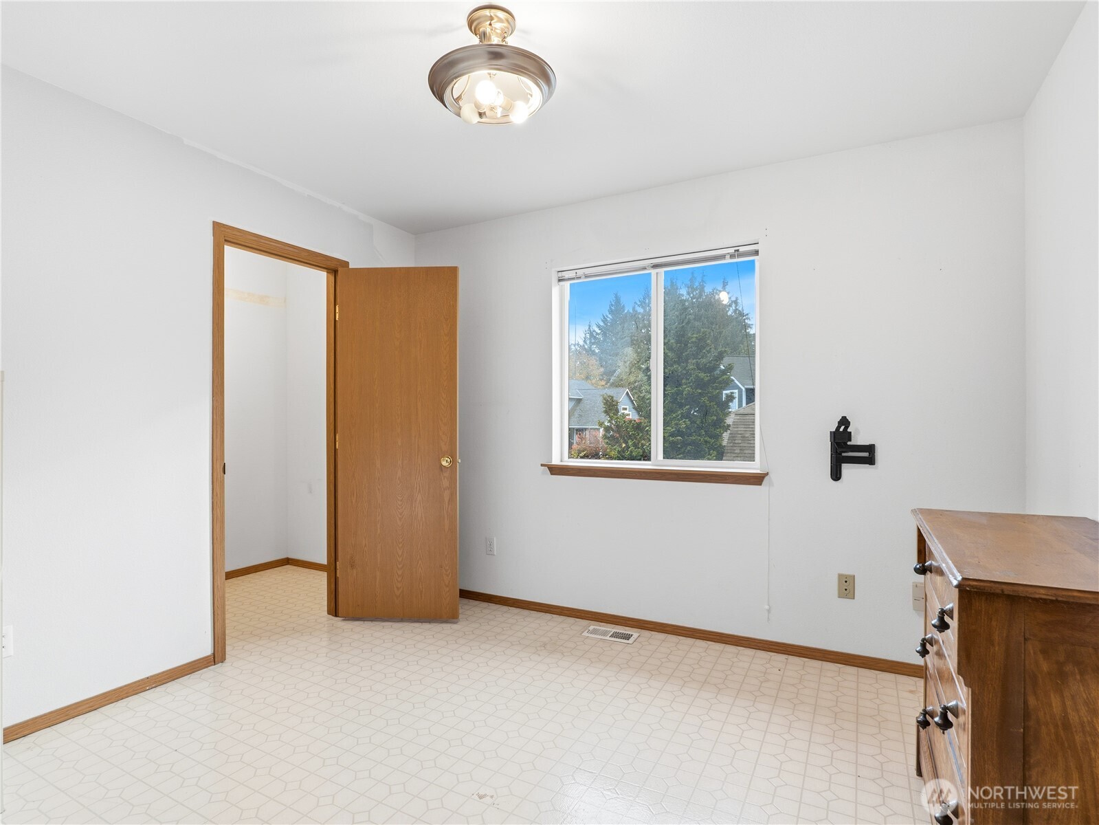 26122 St 121st Court E