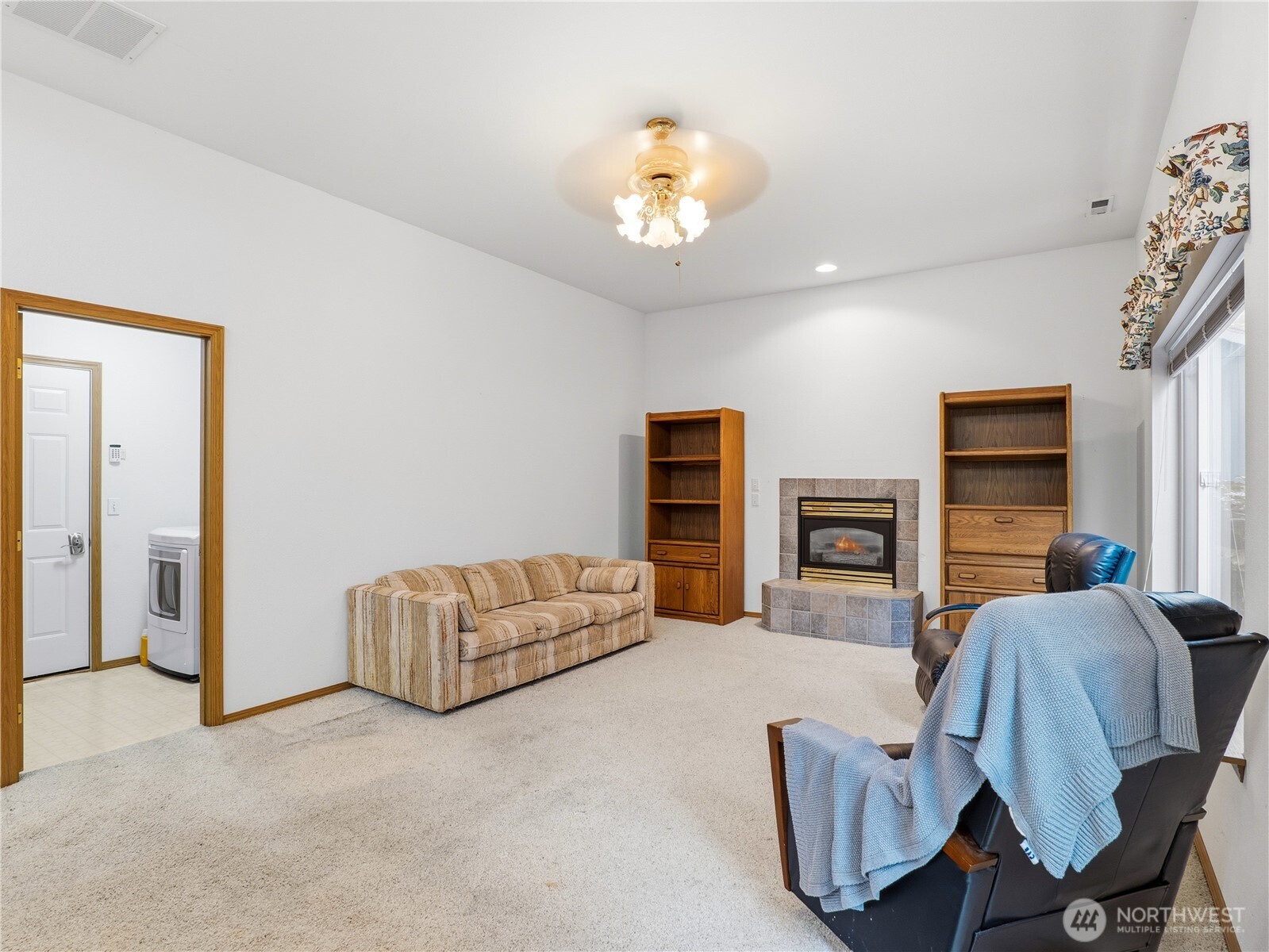 26122 St 121st Court E