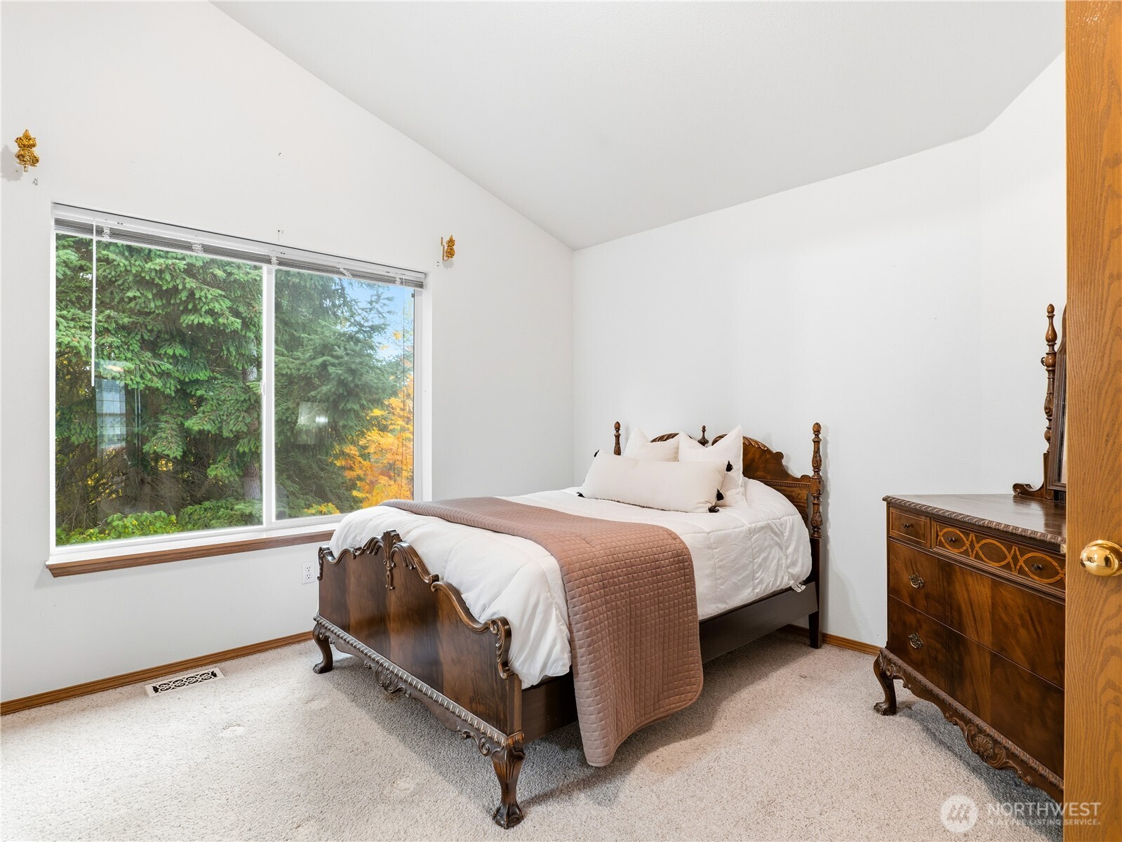 26122 St 121st Court E