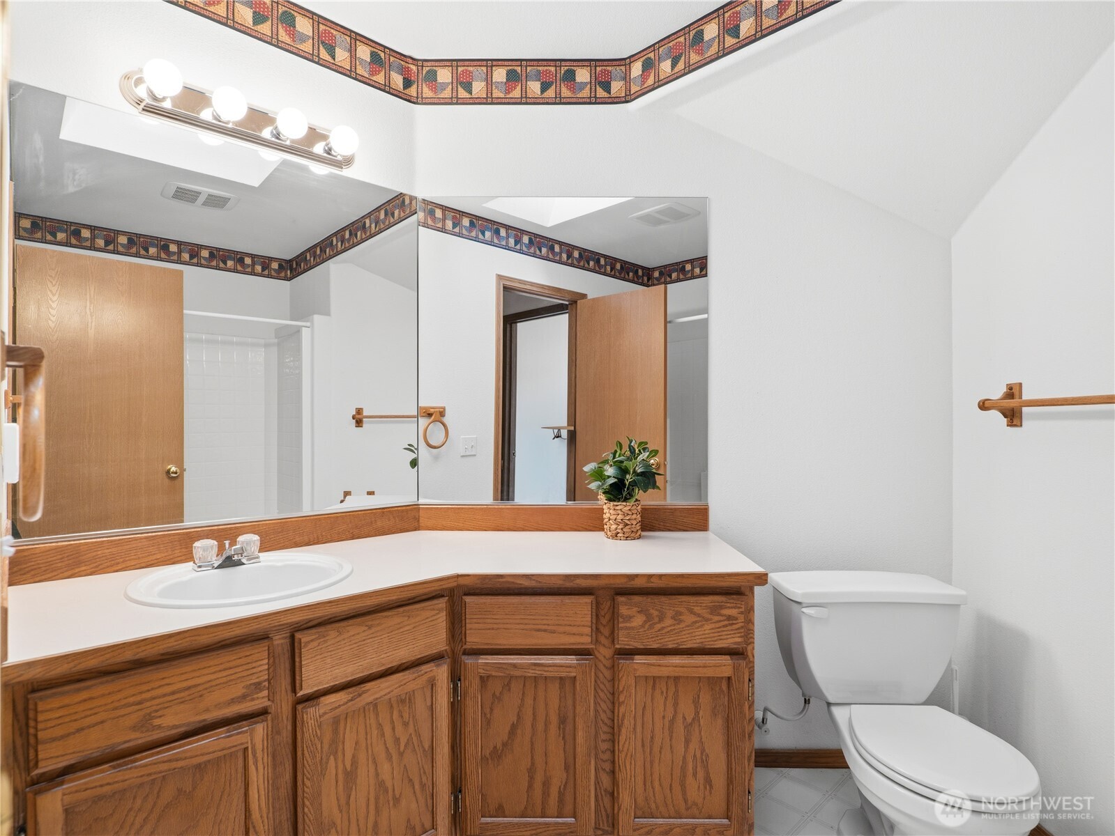 26122 St 121st Court E