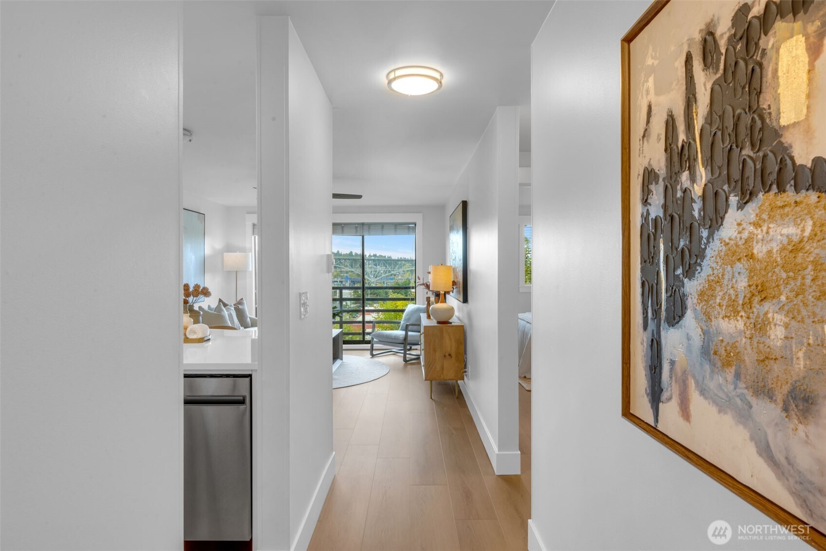 3401 Wallingford Avenue N Unit: 405