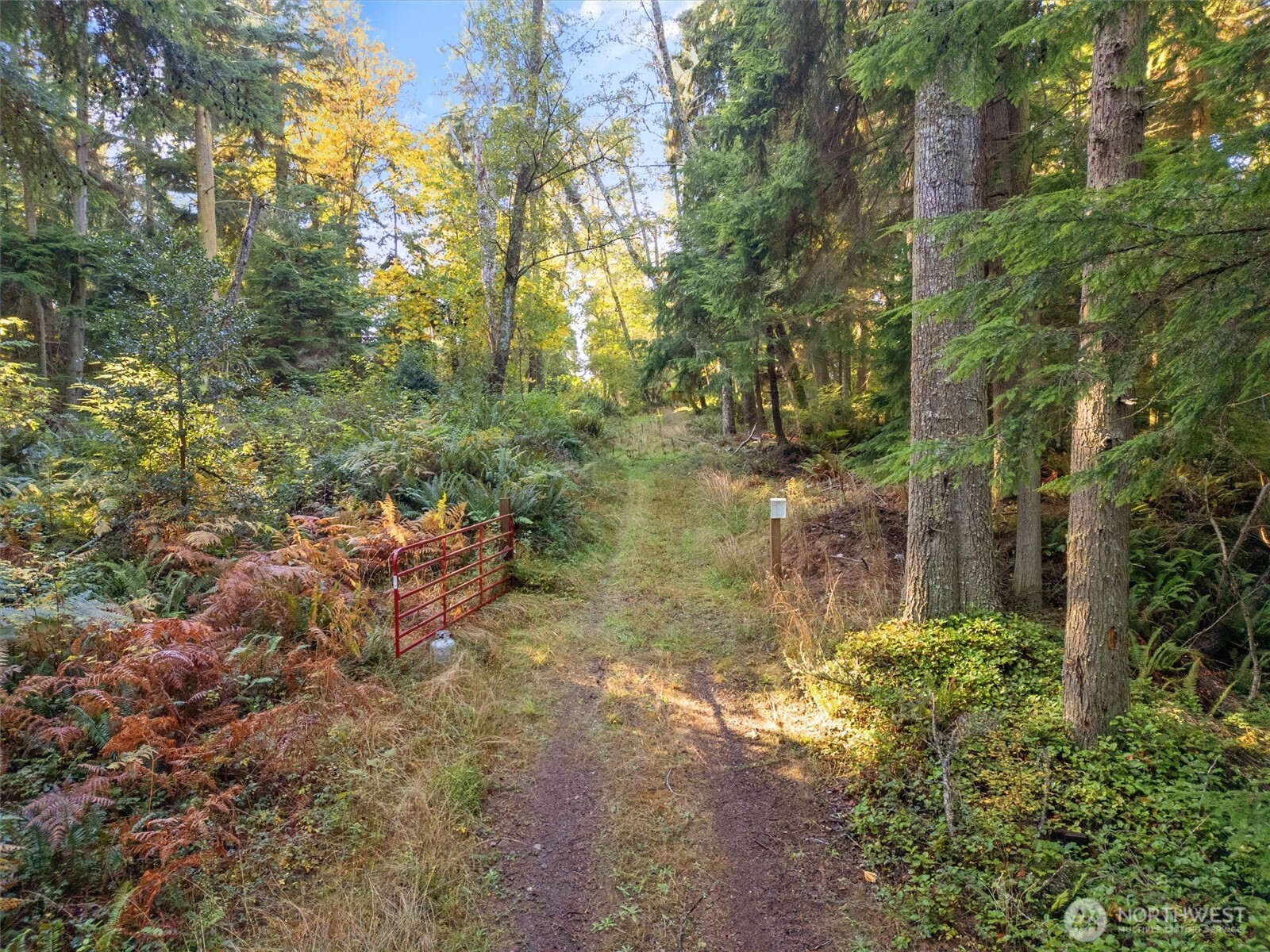 4530 Smugglers Cove Rd Road