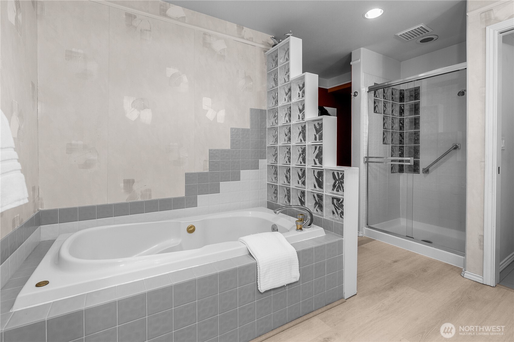 2349 Harbor Avenue SW Unit: 303
