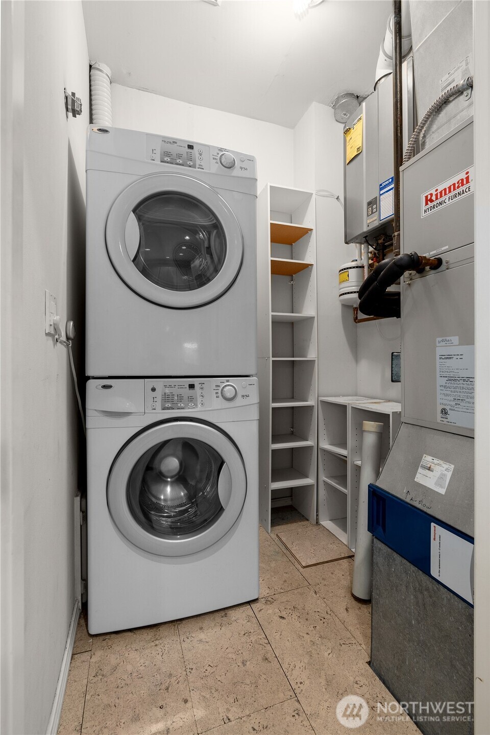 2349 Harbor Avenue SW Unit: 303