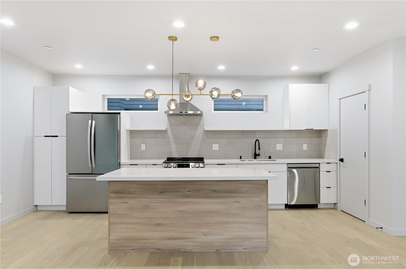 11825 59th Avenue S Unit: B