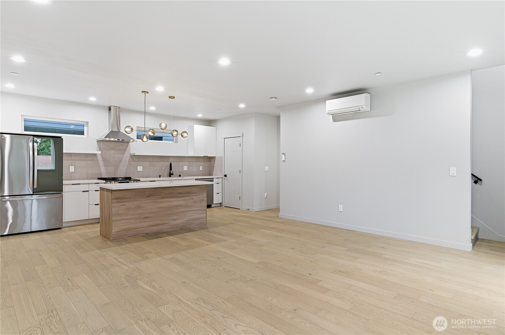 11825 59th Avenue S Unit: B