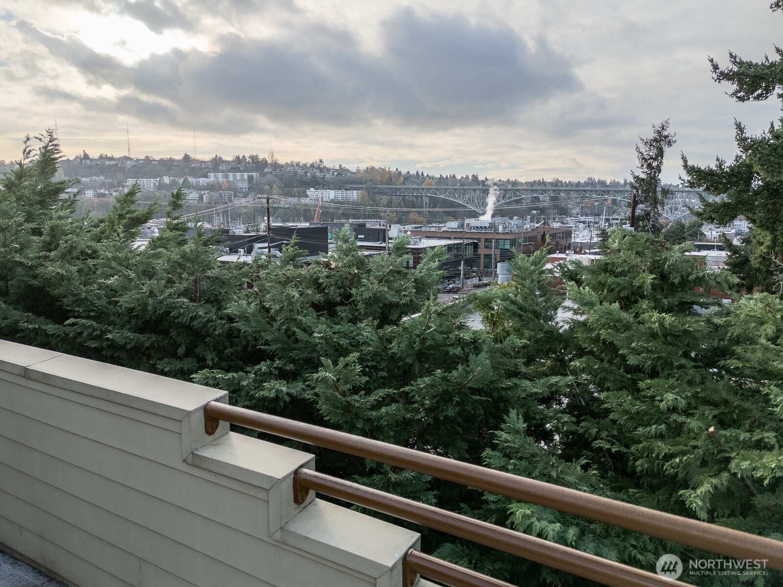 3401 Wallingford Avenue N Unit: 408