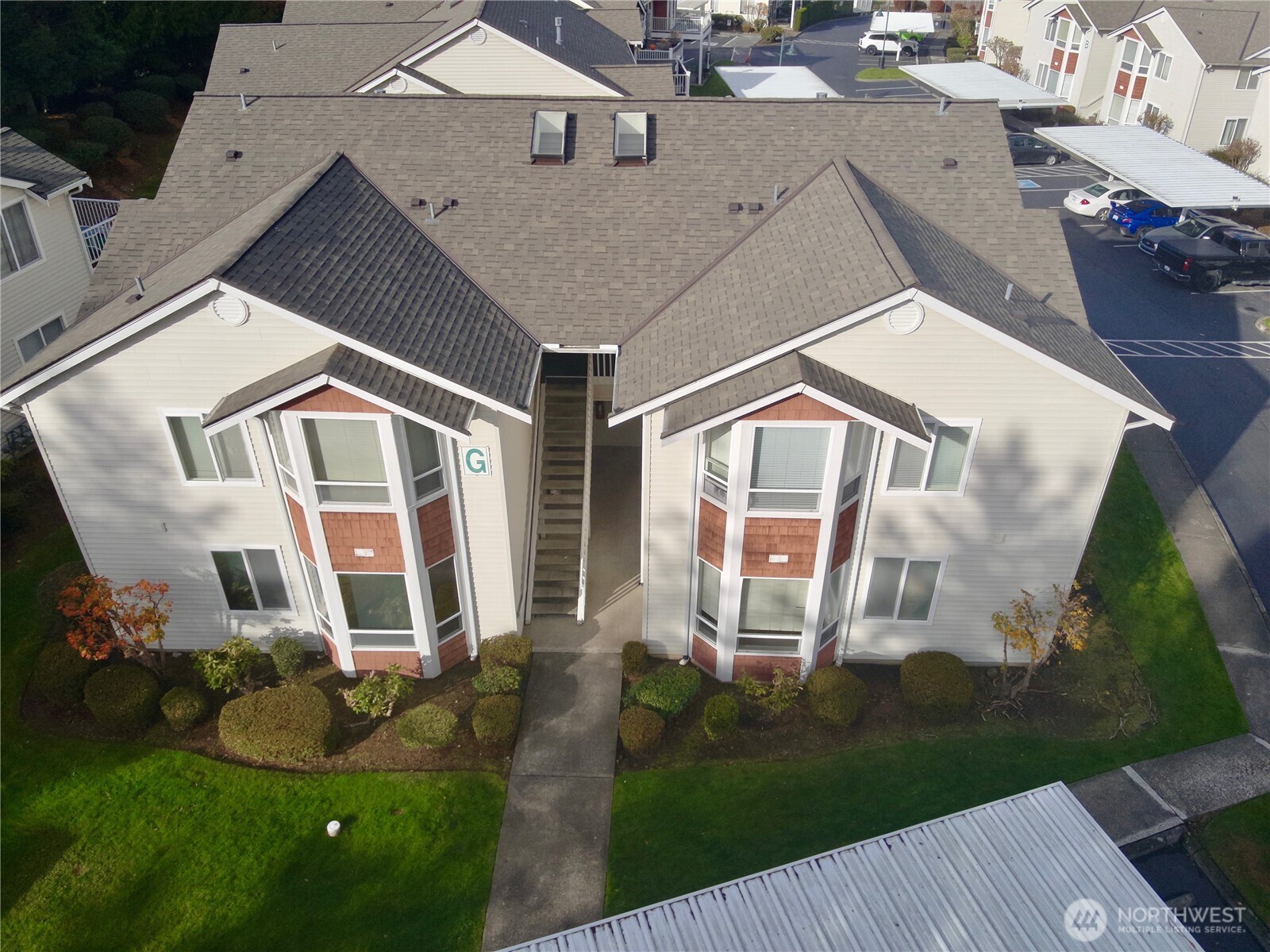 800 96th Avenue NE Unit: G102