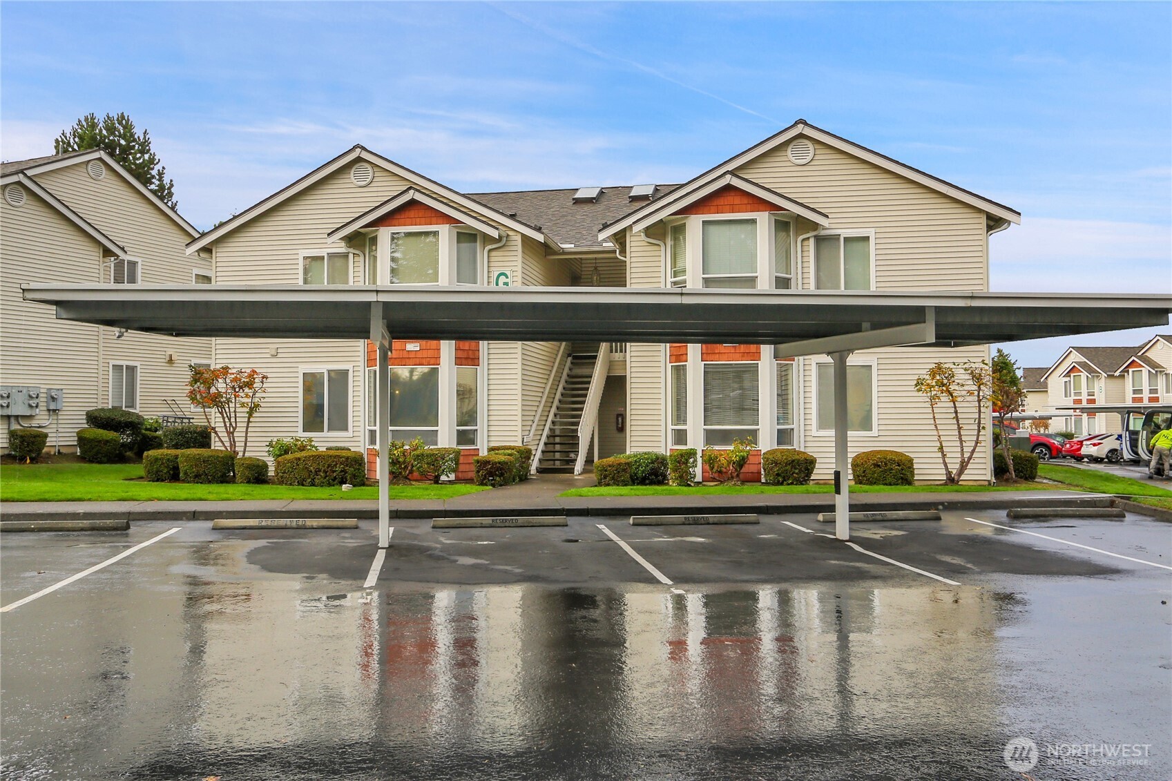 800 96th Avenue NE Unit: G102