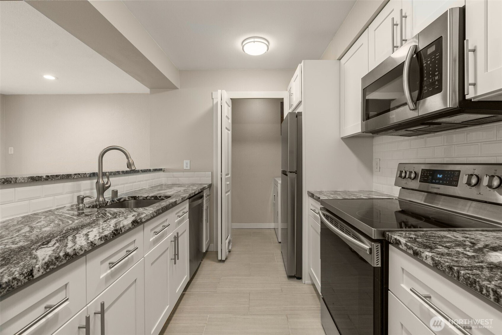 21937 7th Avenue S Unit: 213