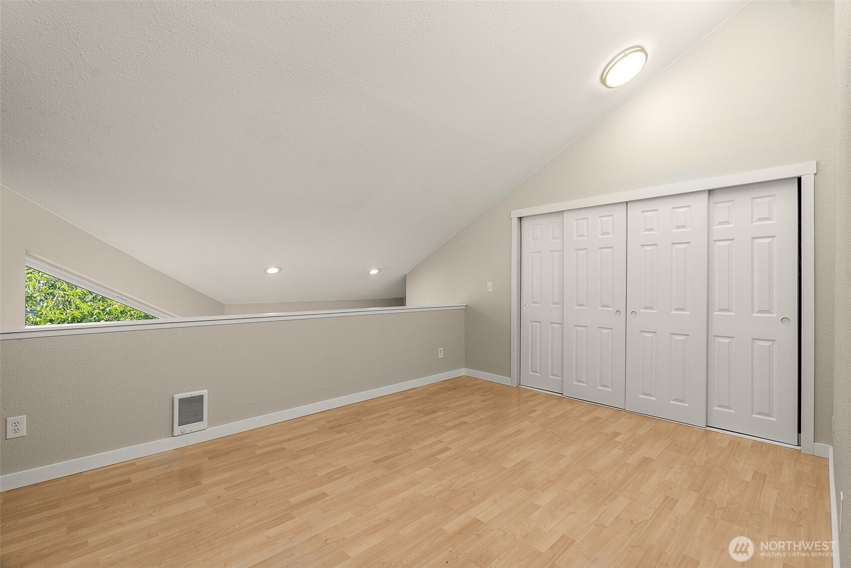 21937 7th Avenue S Unit: 213