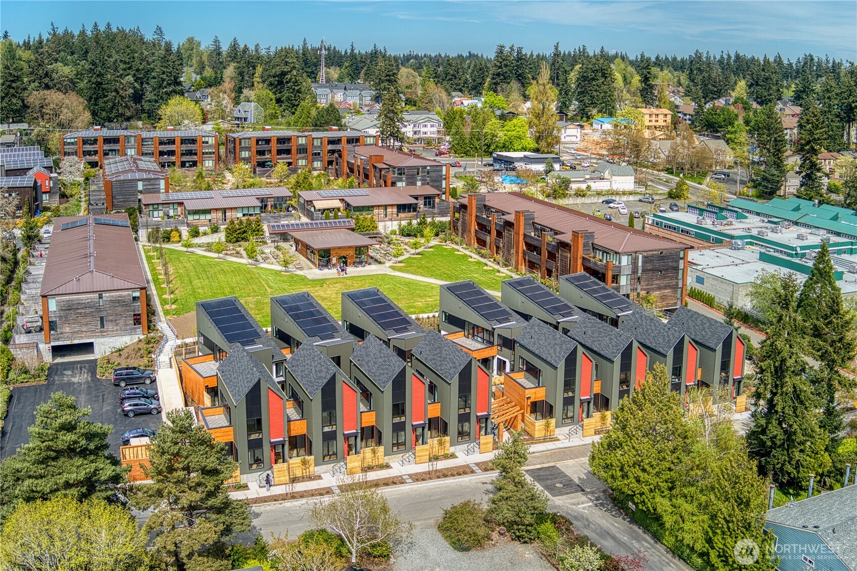 230 Canopy Path NW