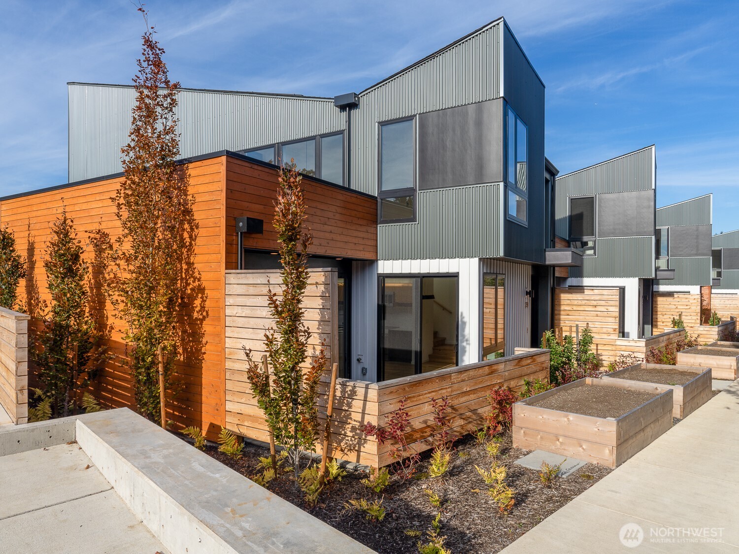 230 Canopy Path NW