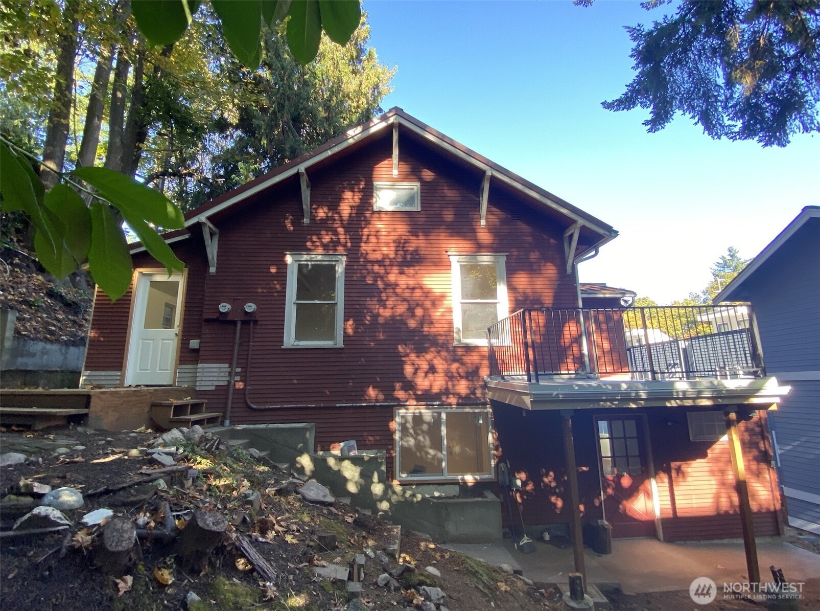 2611 3rd Avenue W