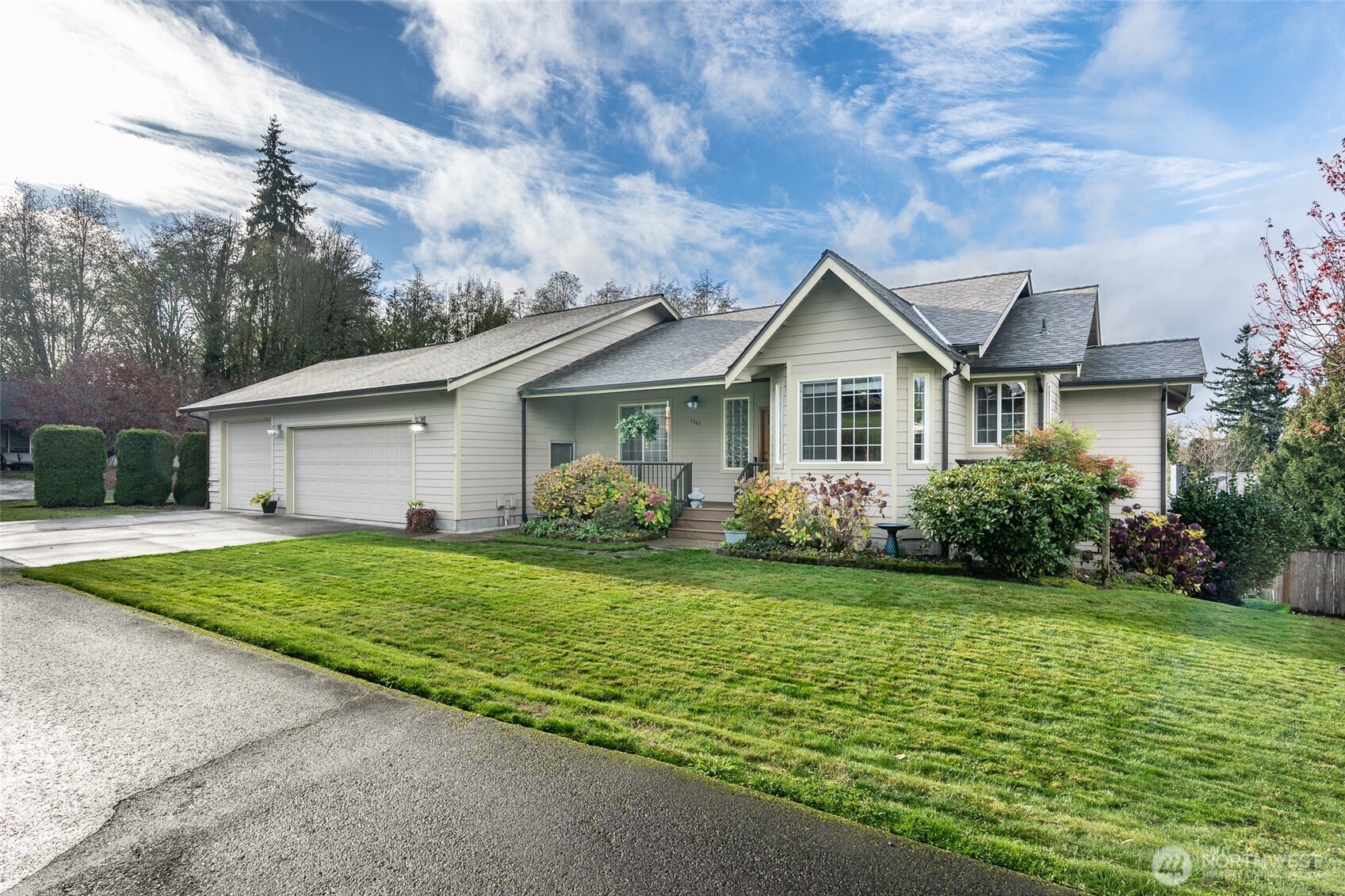 1341 Salt Point Place E