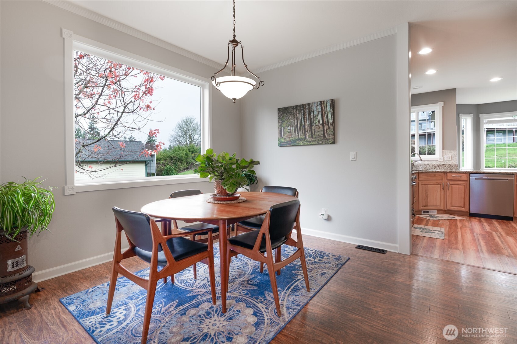 1341 Salt Point Place E