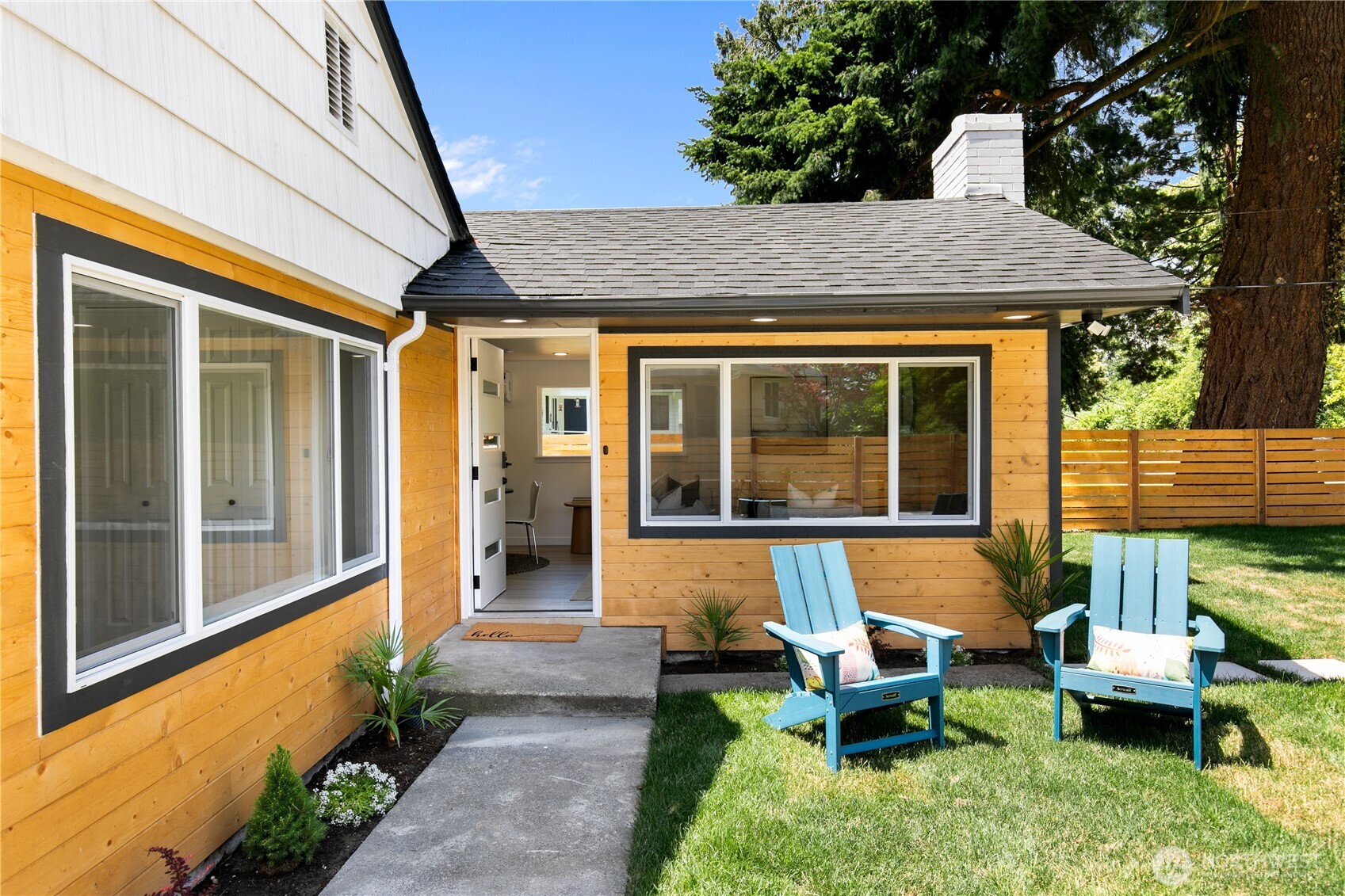 11 SW 100th Street