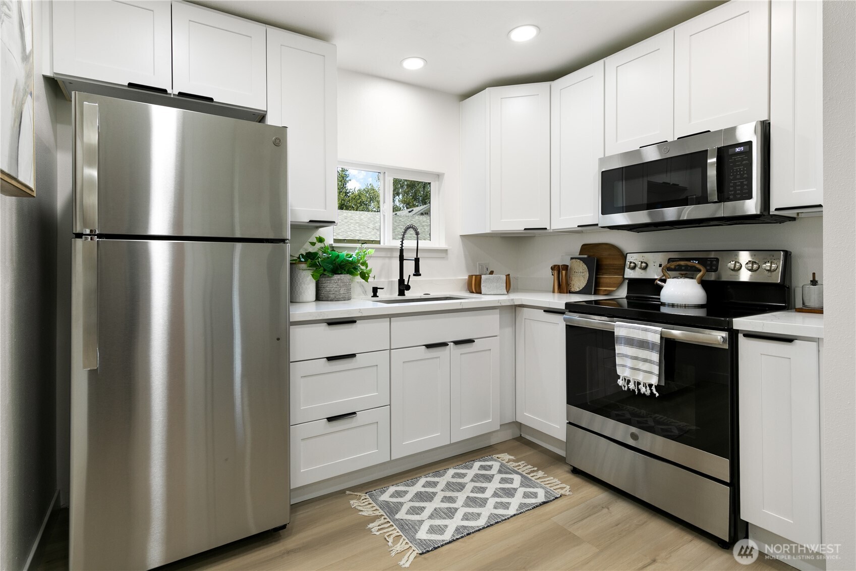 11 SW 100th Street