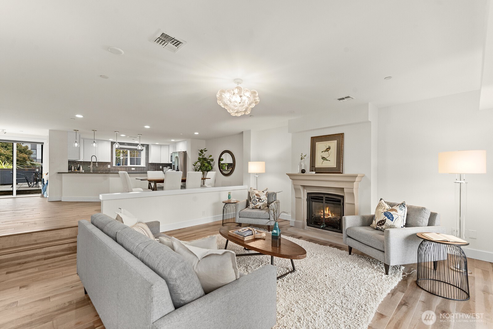 745 Bellevue Avenue E Unit: 401