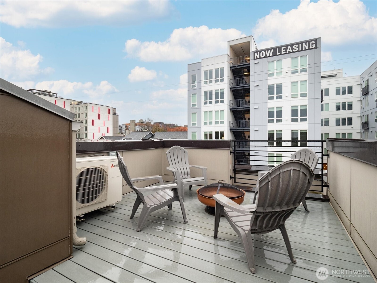 6309 9TH Avenue NE Unit: D