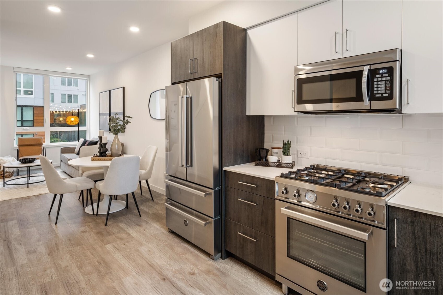 6309 9TH Avenue NE Unit: D