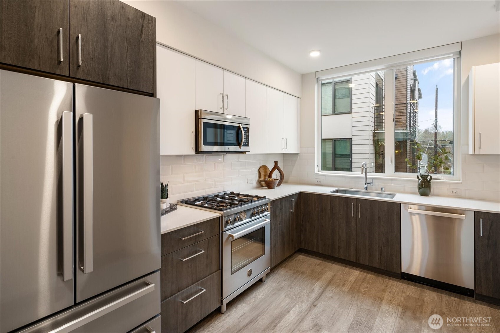 6309 9TH Avenue NE Unit: D