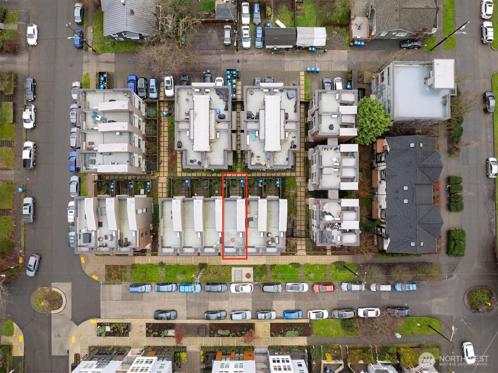 6309 9TH Avenue NE Unit: D