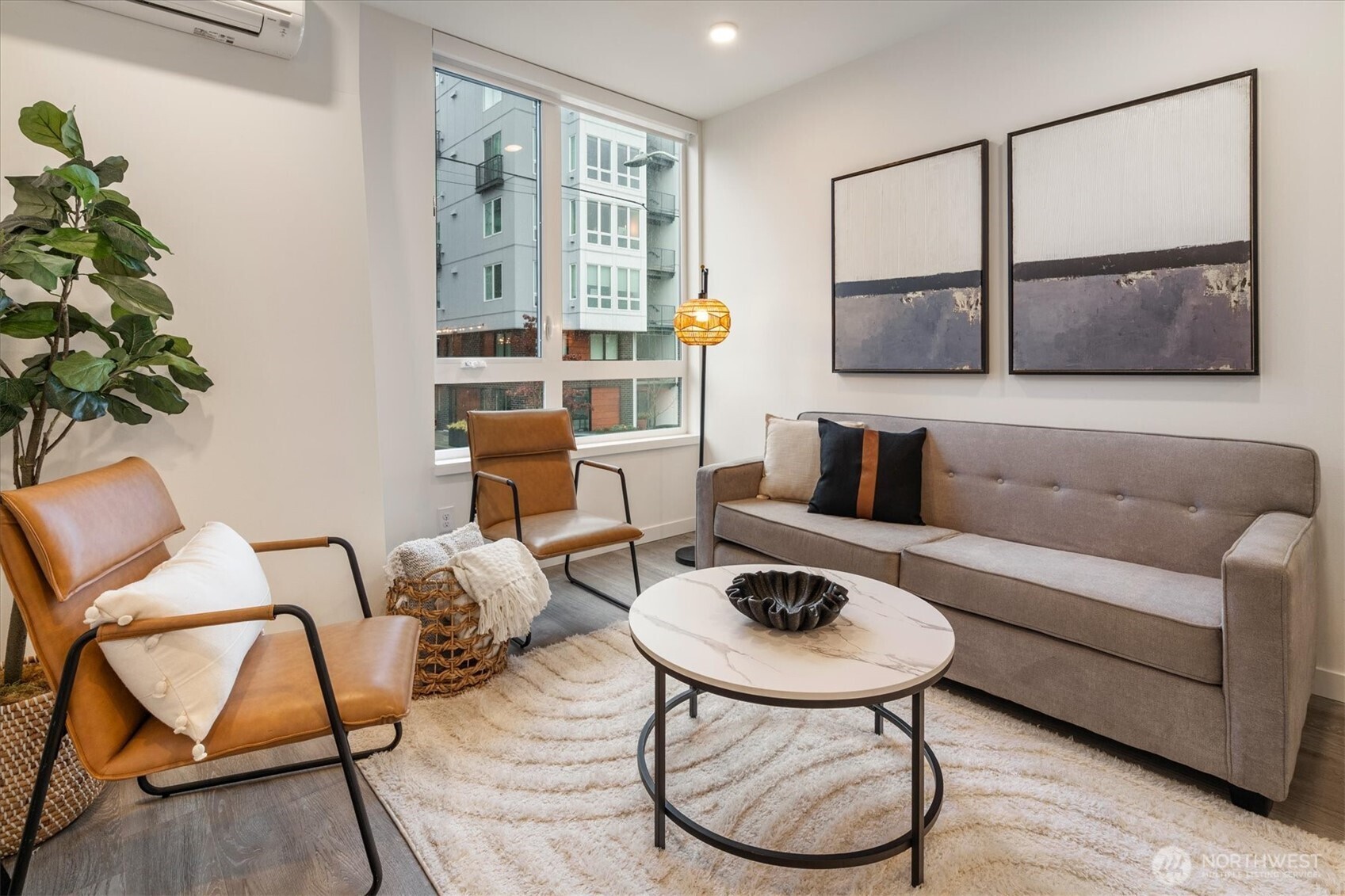 6309 9TH Avenue NE Unit: D