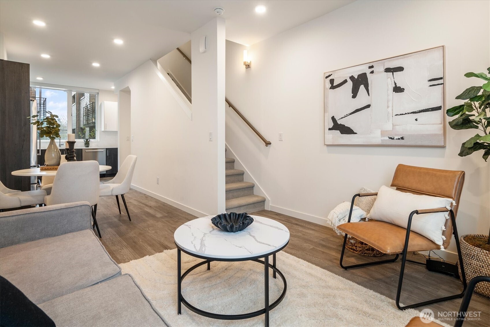 6309 9TH Avenue NE Unit: D