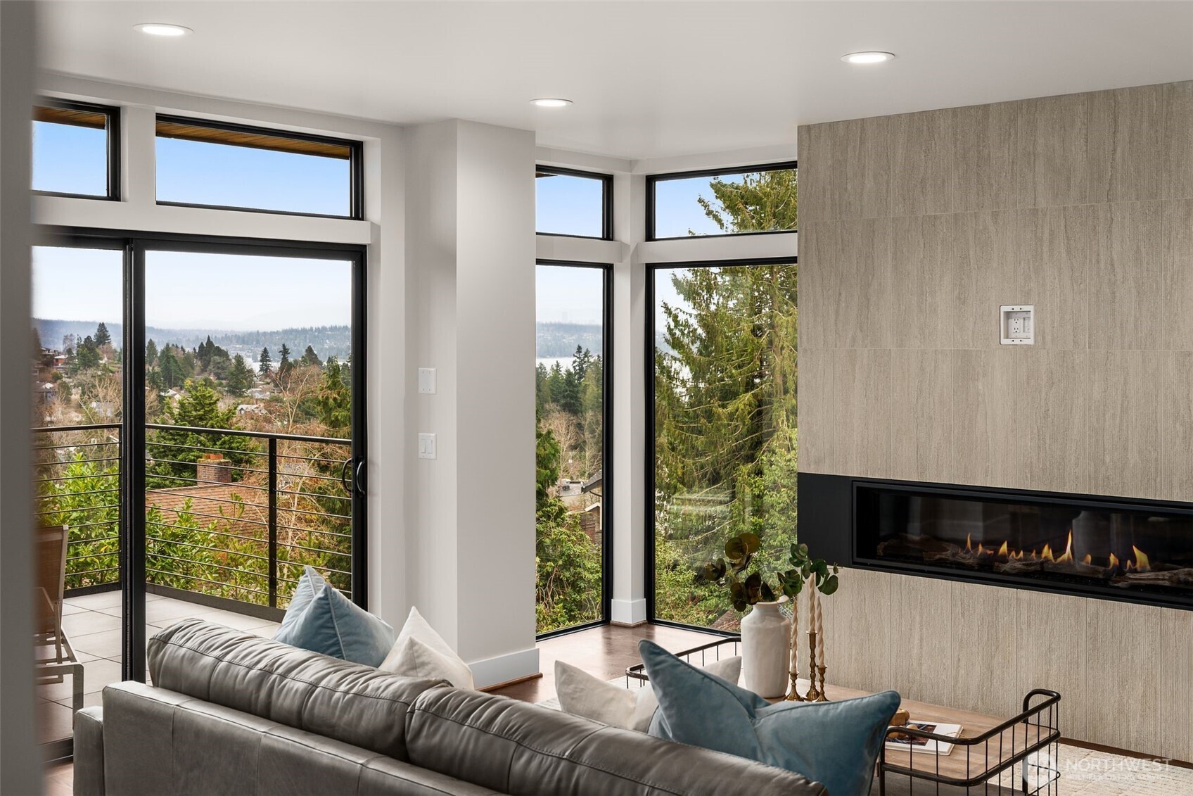 6038 50th Avenue NE Unit: A