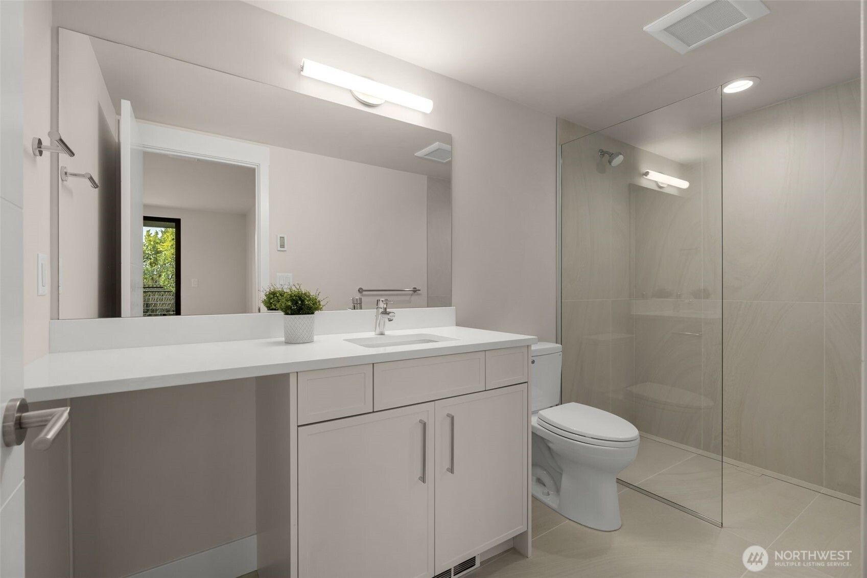 6038 50th Avenue NE Unit: A