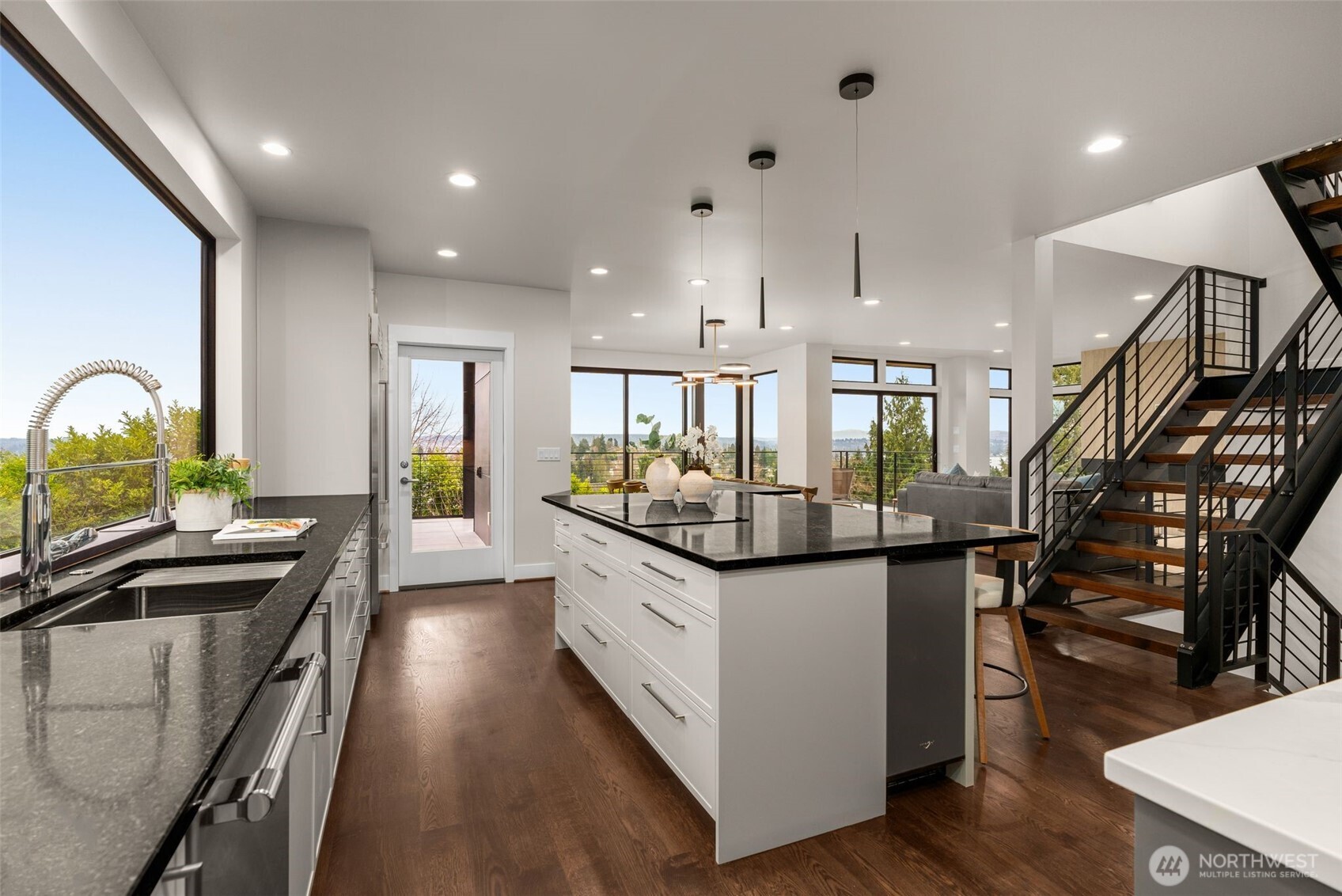 6038 50th Avenue NE Unit: A