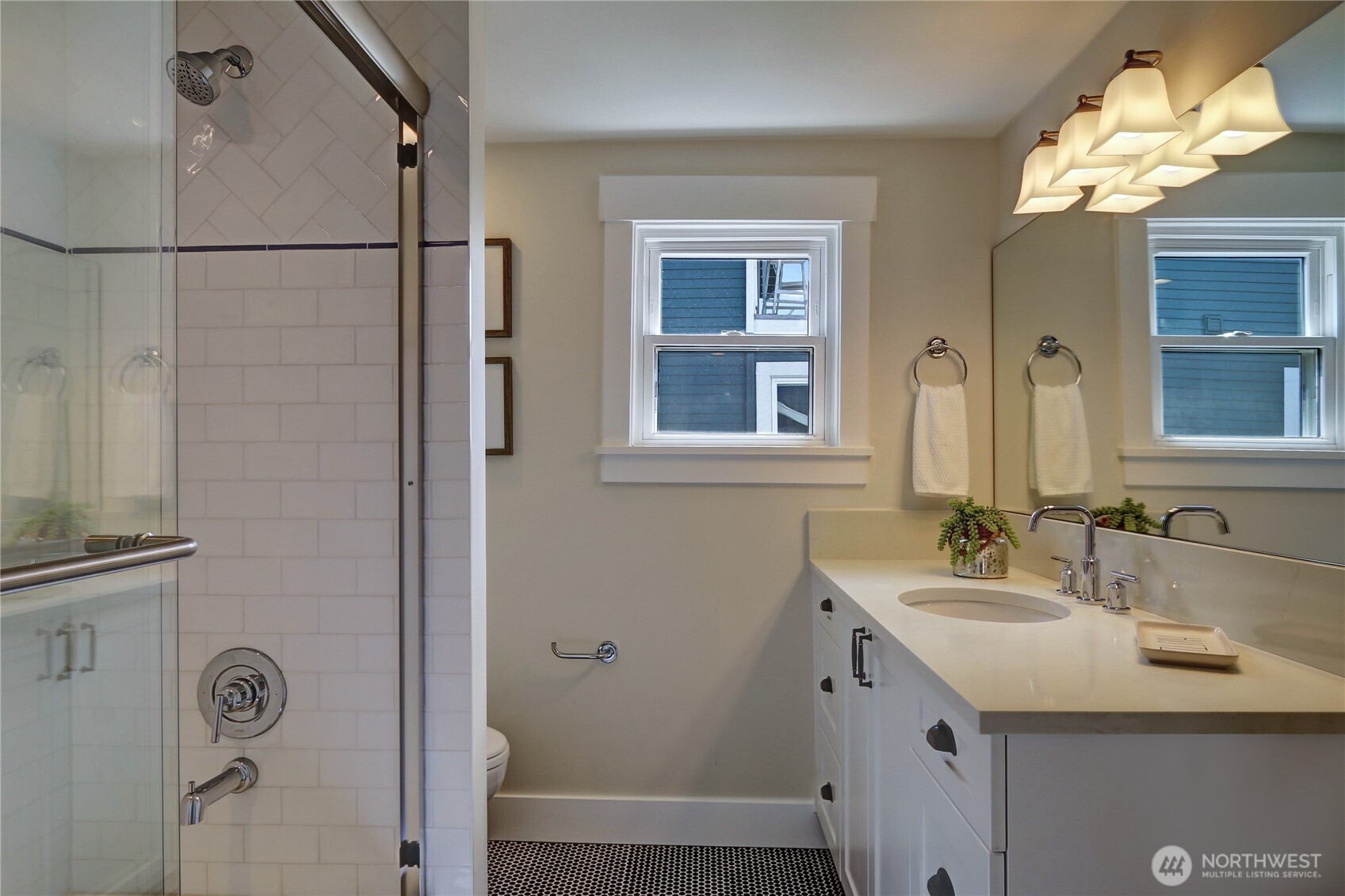 1611 10th Avenue W Unit: 1