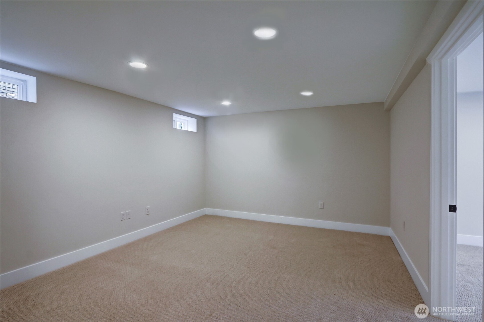 1611 10th Avenue W Unit: 1
