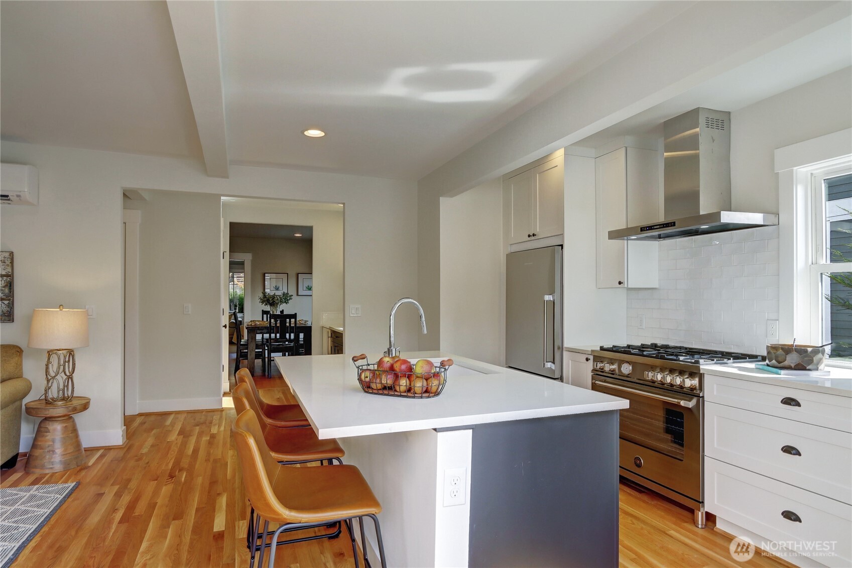 1611 10th Avenue W Unit: 1