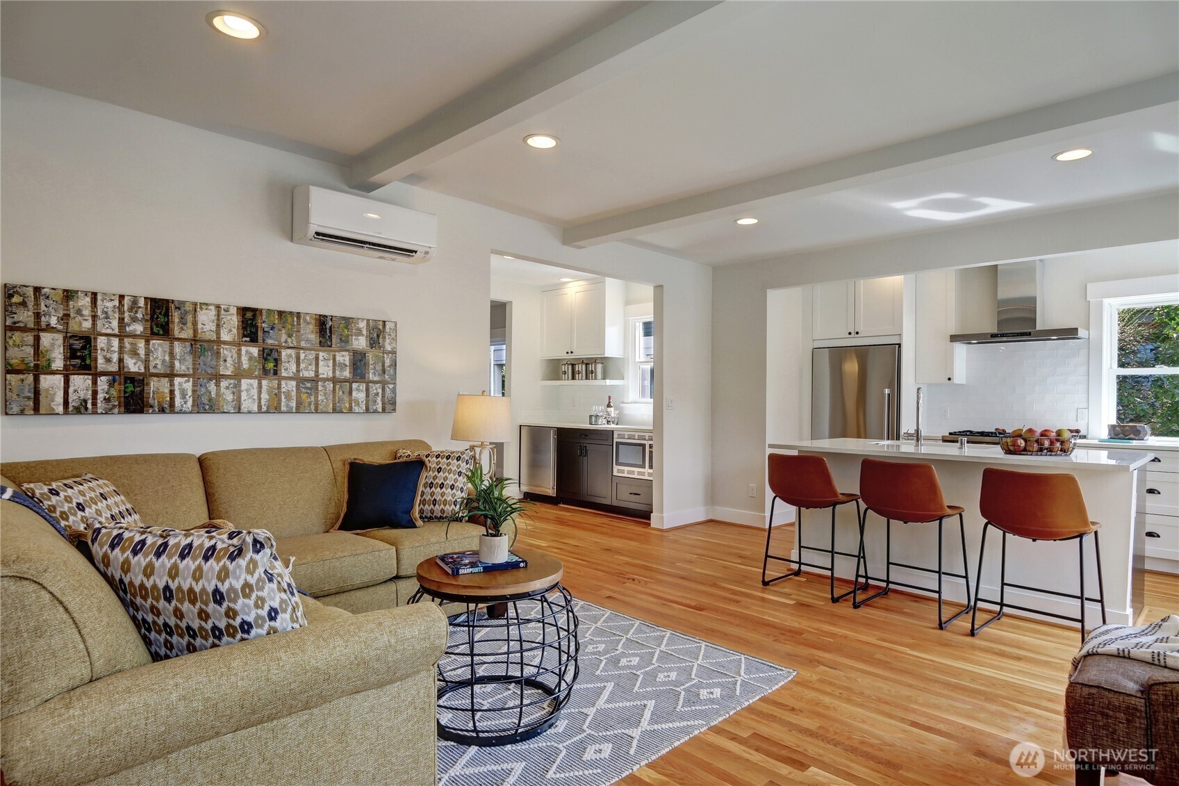 1611 10th Avenue W Unit: 1