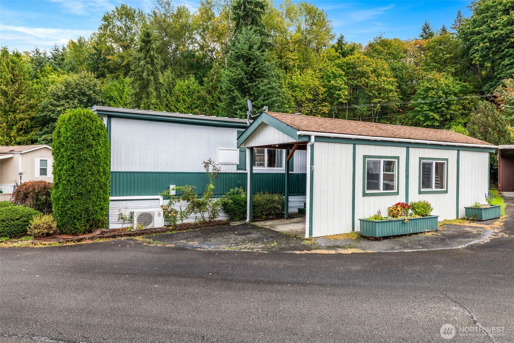 11330 E Riverside Drive Unit: 7