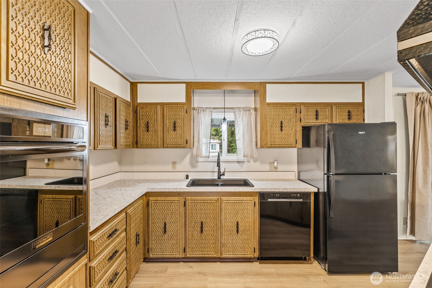 11330 E Riverside Drive Unit: 7