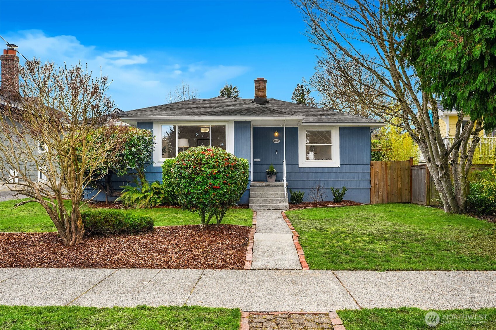 3433 38th Avenue SW