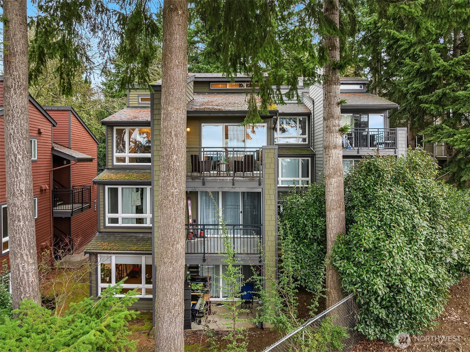 12010 98th Avenue NE Unit: 307
