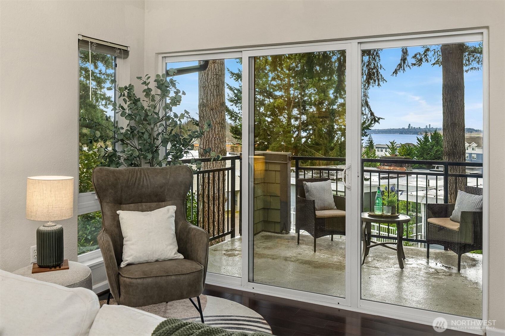 12010 98th Avenue NE Unit: 307