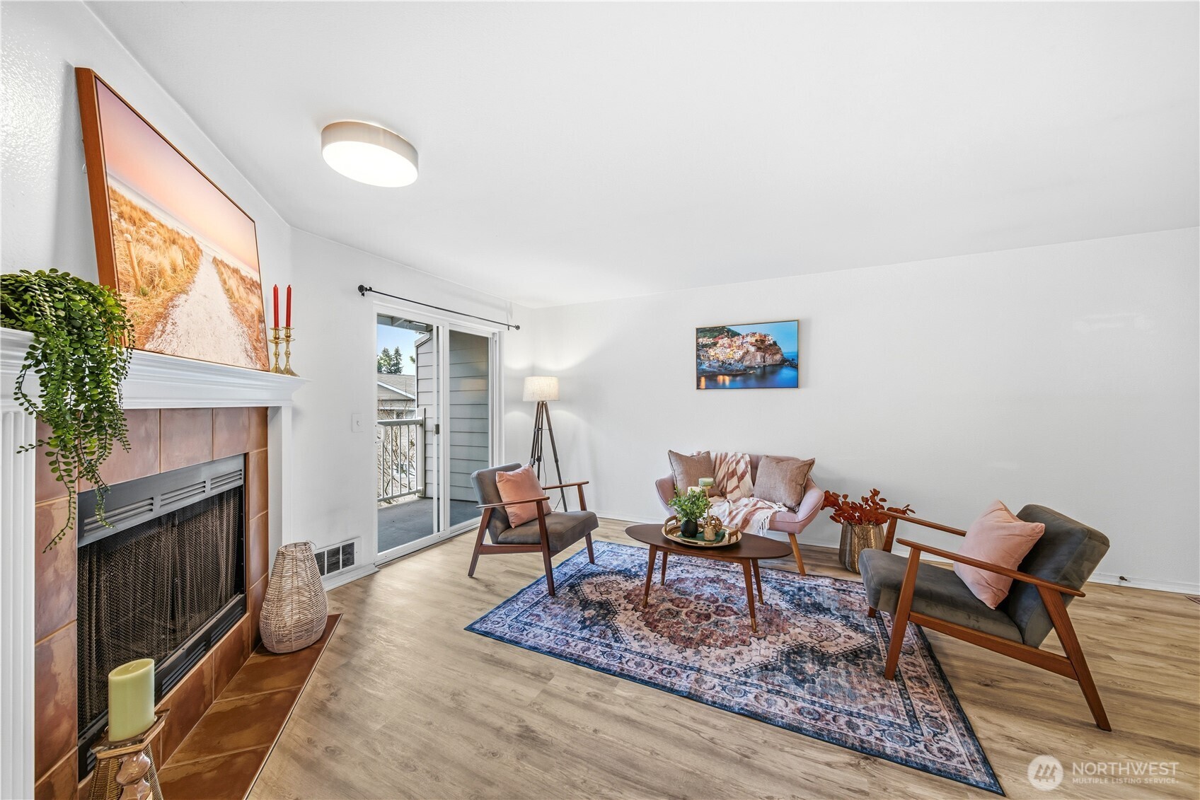 1144 N 198th Street Unit: E304