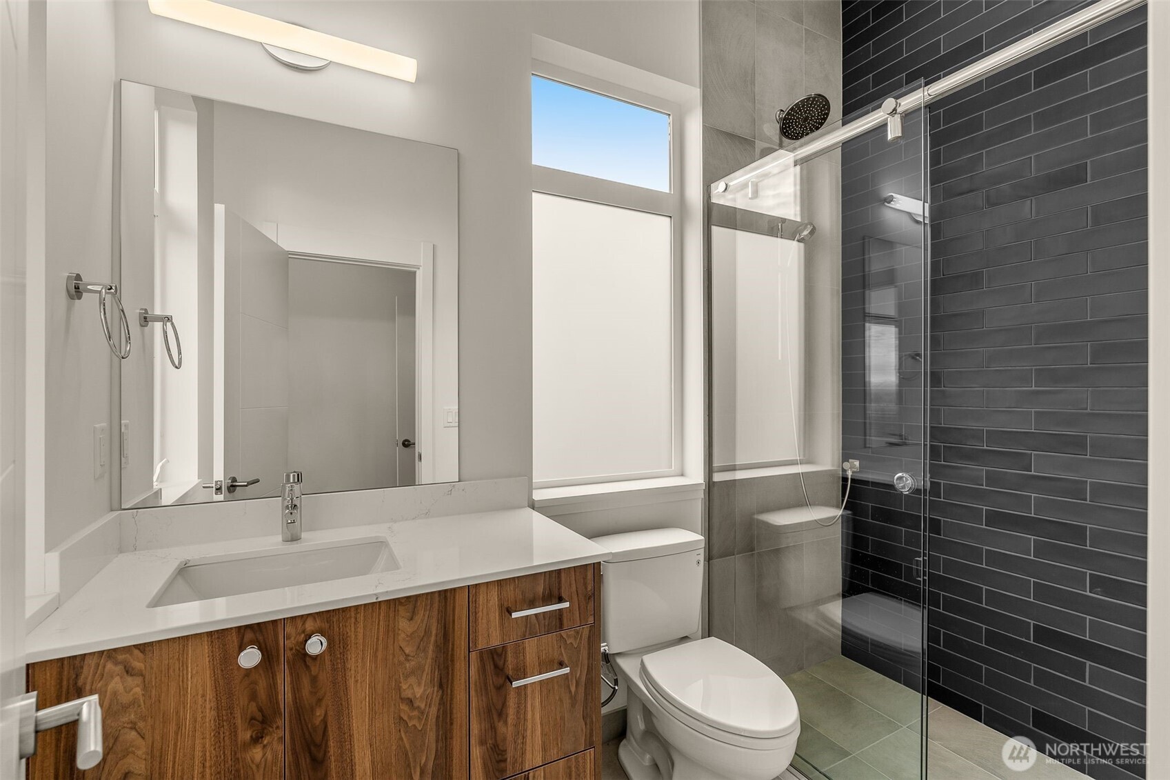 6038 50th Avenue NE Unit: B