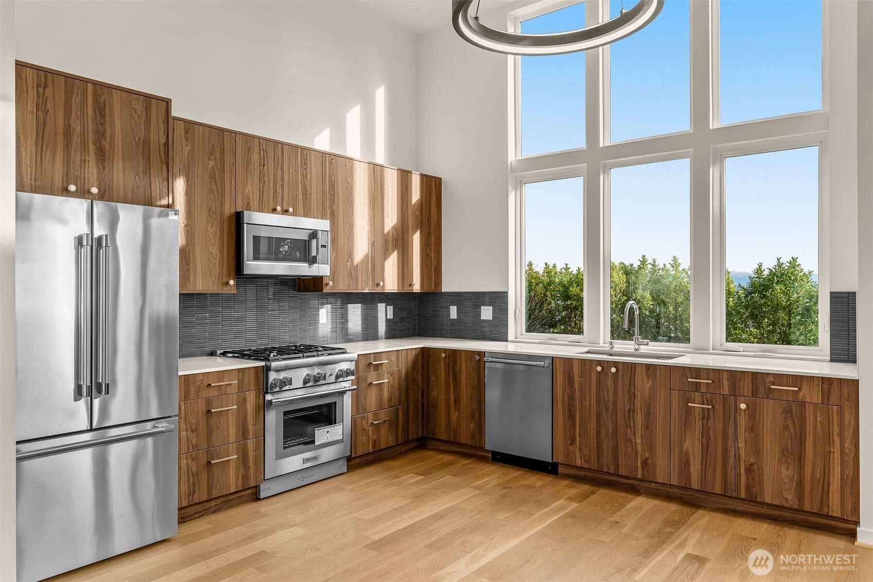6038 50th Avenue NE Unit: B