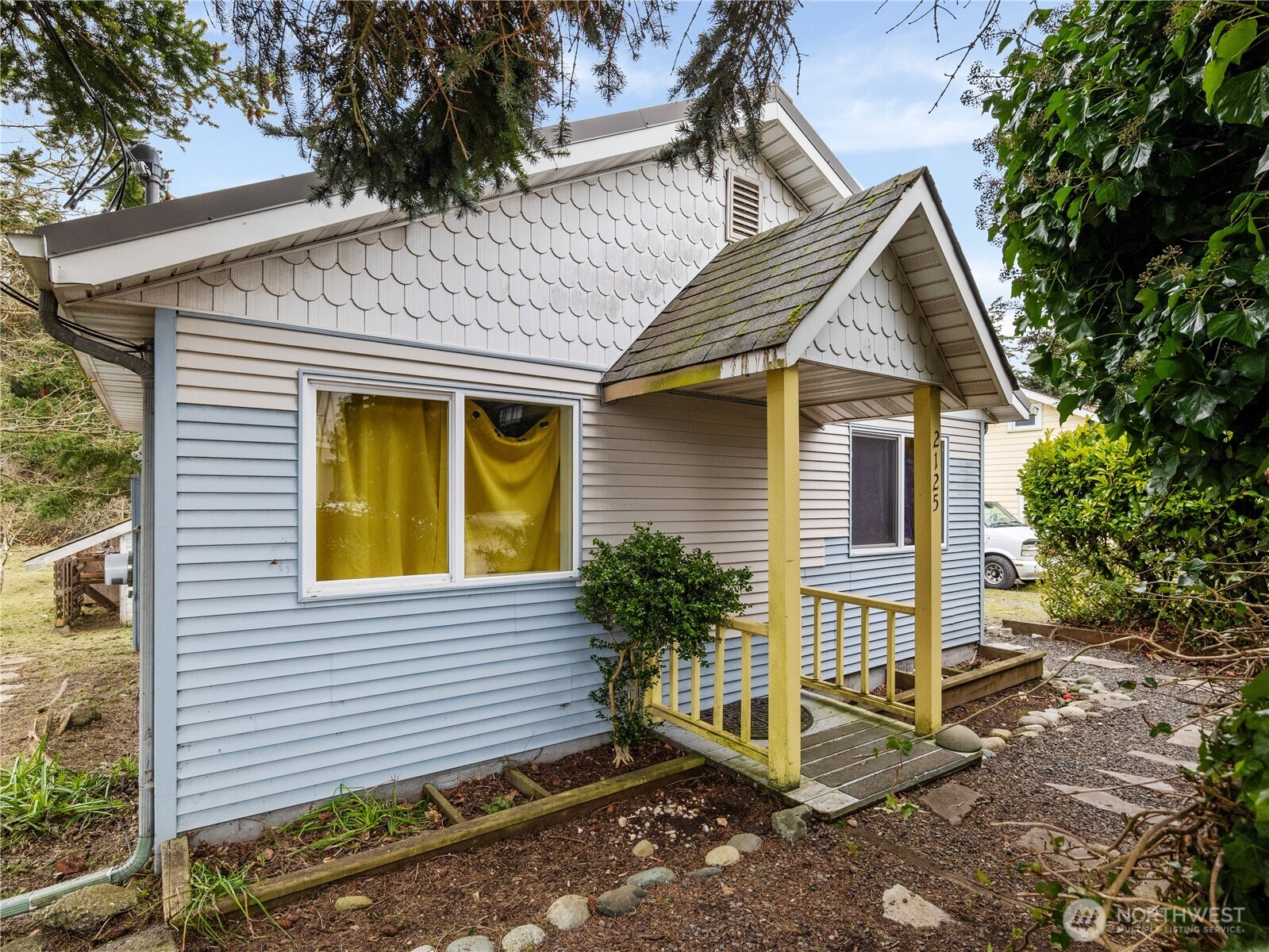 2125 4th Street