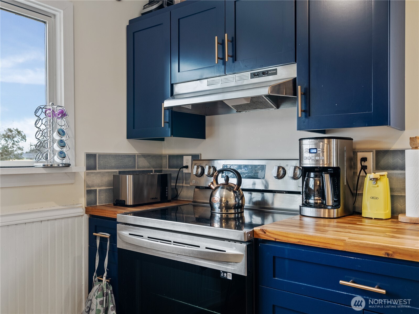 2125 4th Street